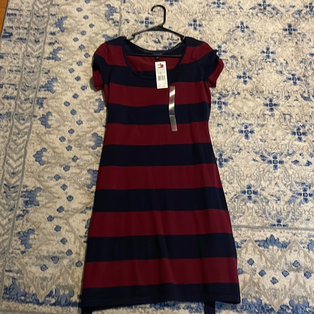 Tommy Hilfiger size XS dress with belt